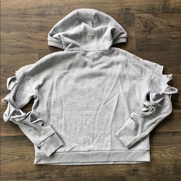 ALO Grey Slash Sleeve Hoodie Sz M - Picture 5 of 5